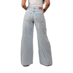 Jeans with Rhinestones